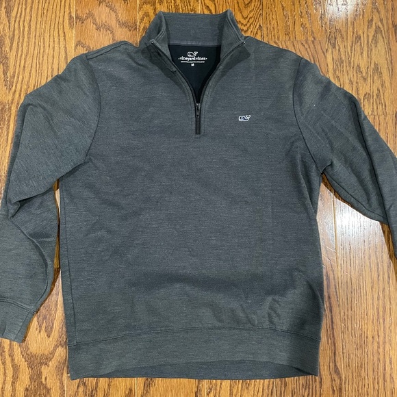 M Vineyard Vines 1/4 Zip - Picture 1 of 2